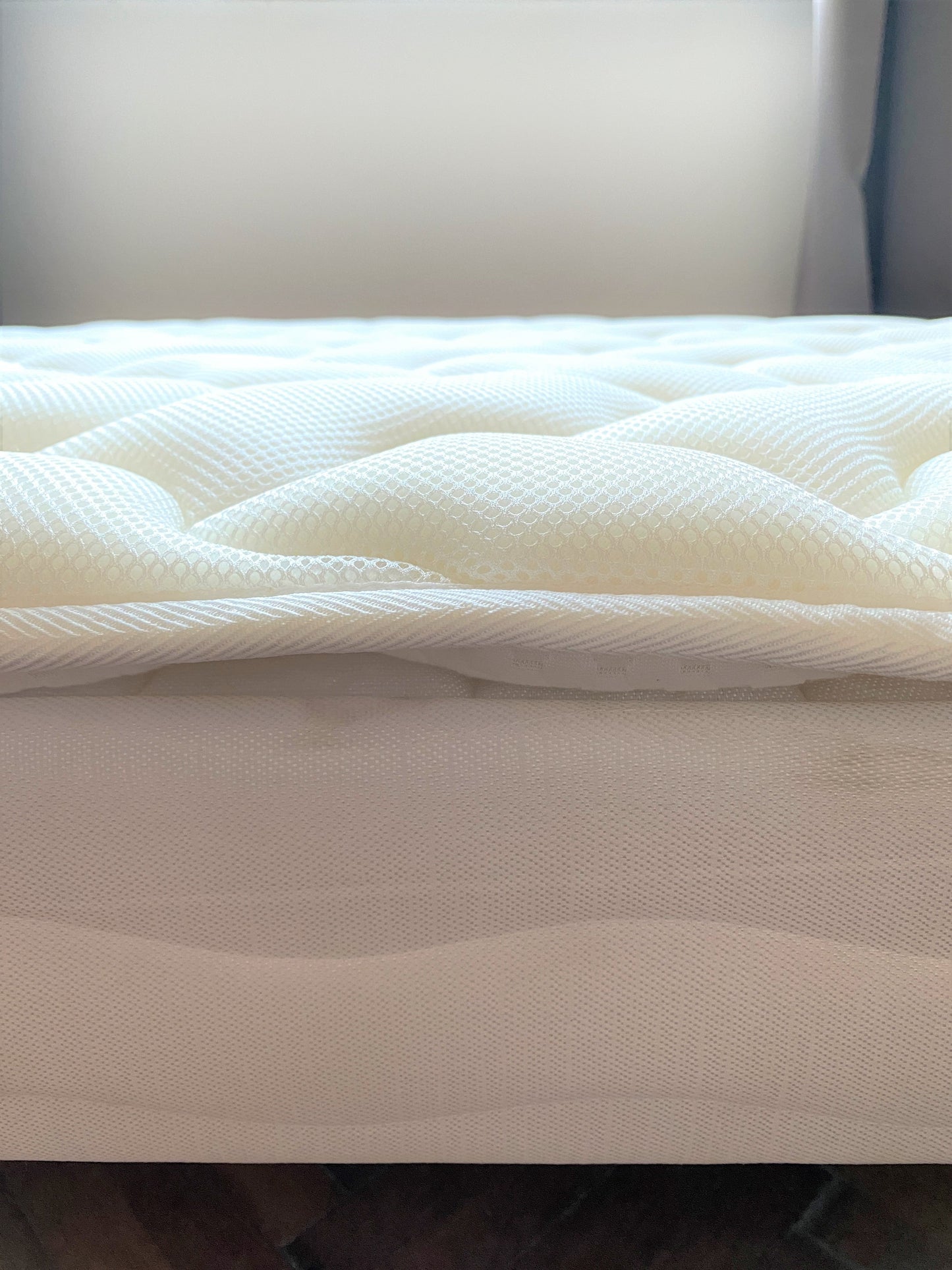 Thin and discreet mattress topper - MIRATOP 5 cm