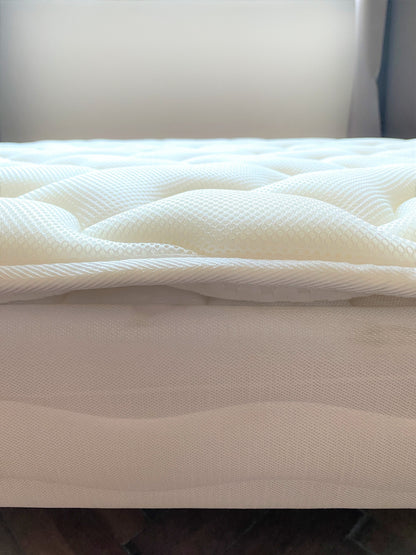 Thin and discreet mattress topper - MIRATOP 5 cm